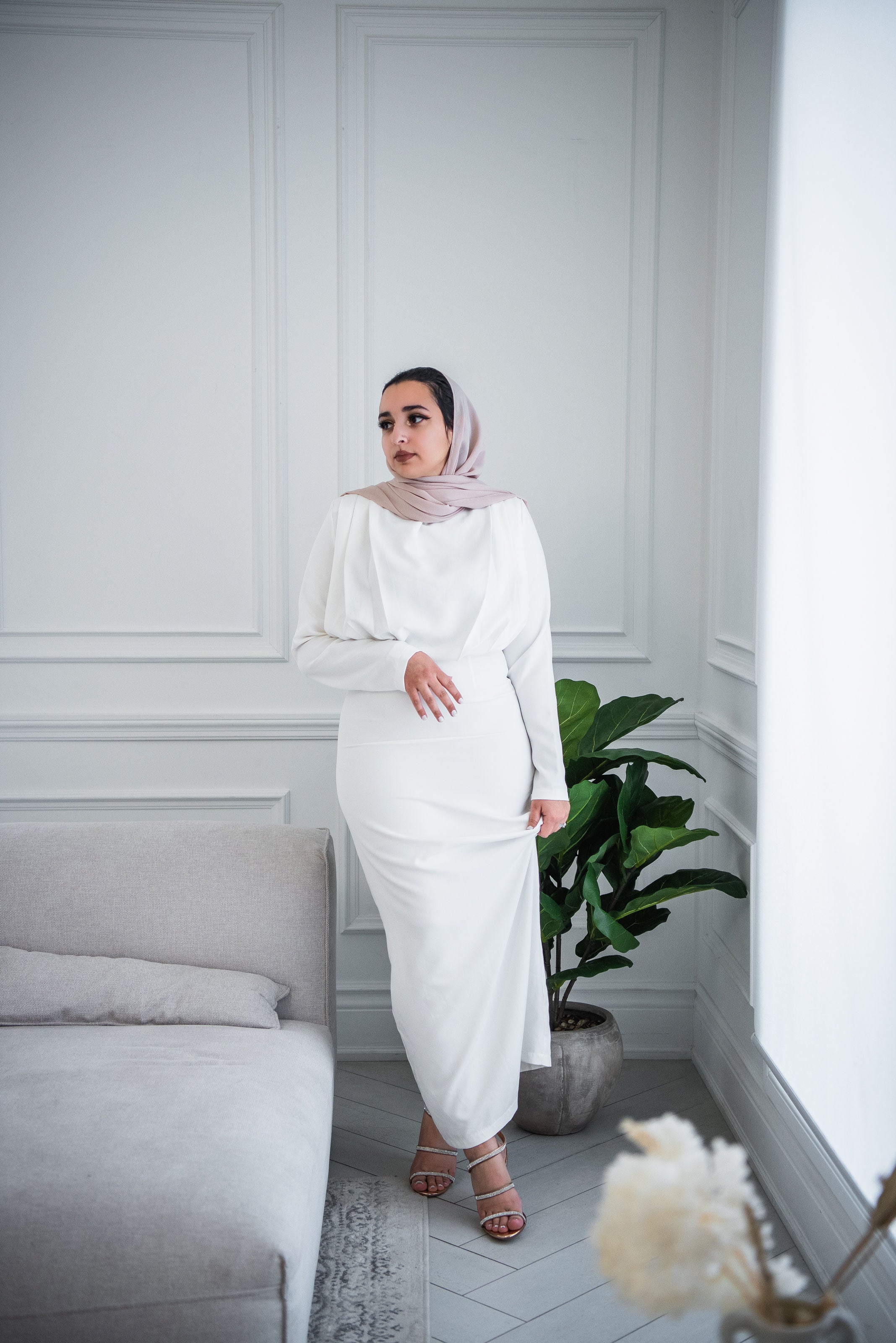 Layla Dress in White – Hijabglamour Layla Dress in White – Hijabglamour