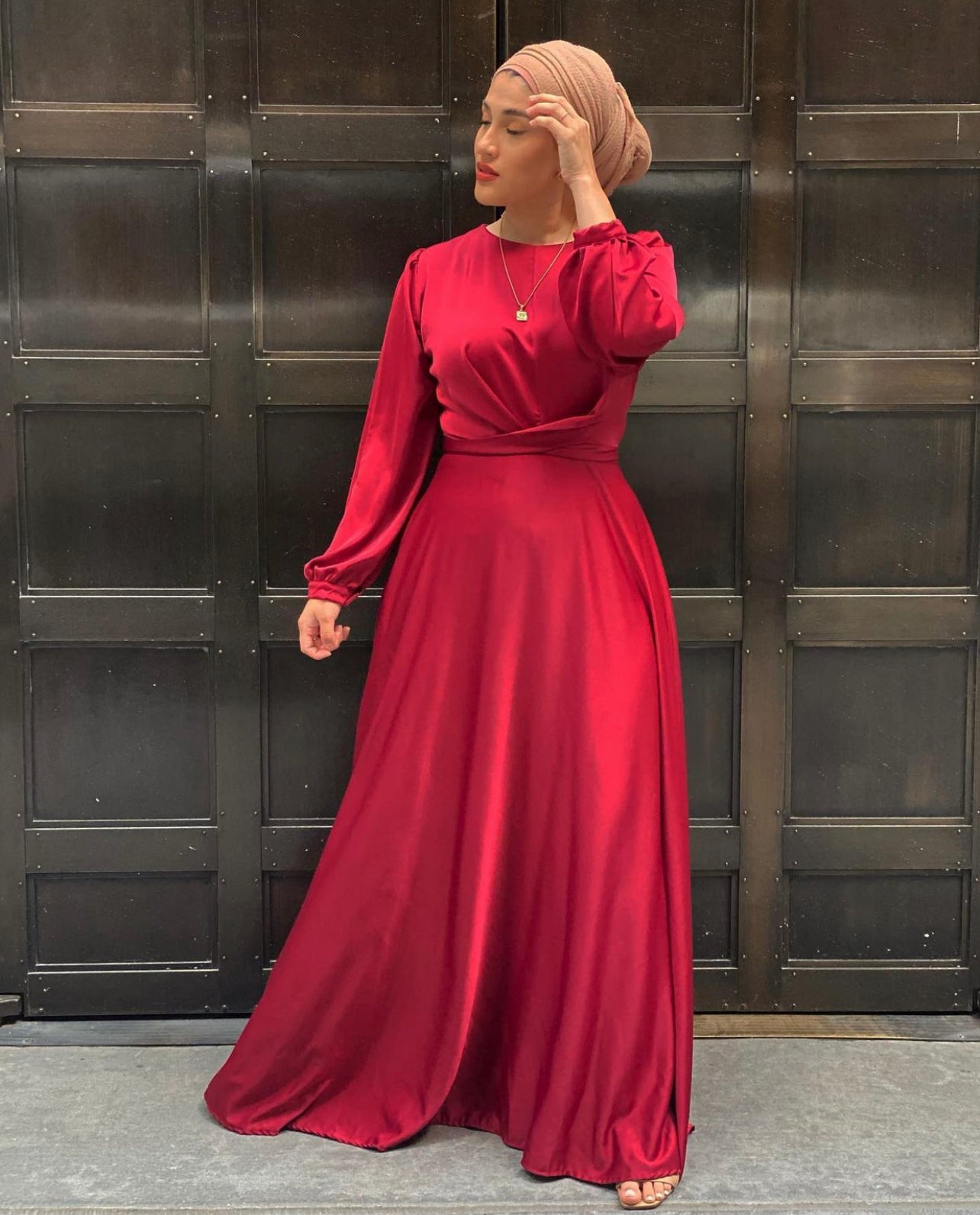 maysa satin dress in royal green Maysa Satin Dress in Royal Green Hijabglamour
