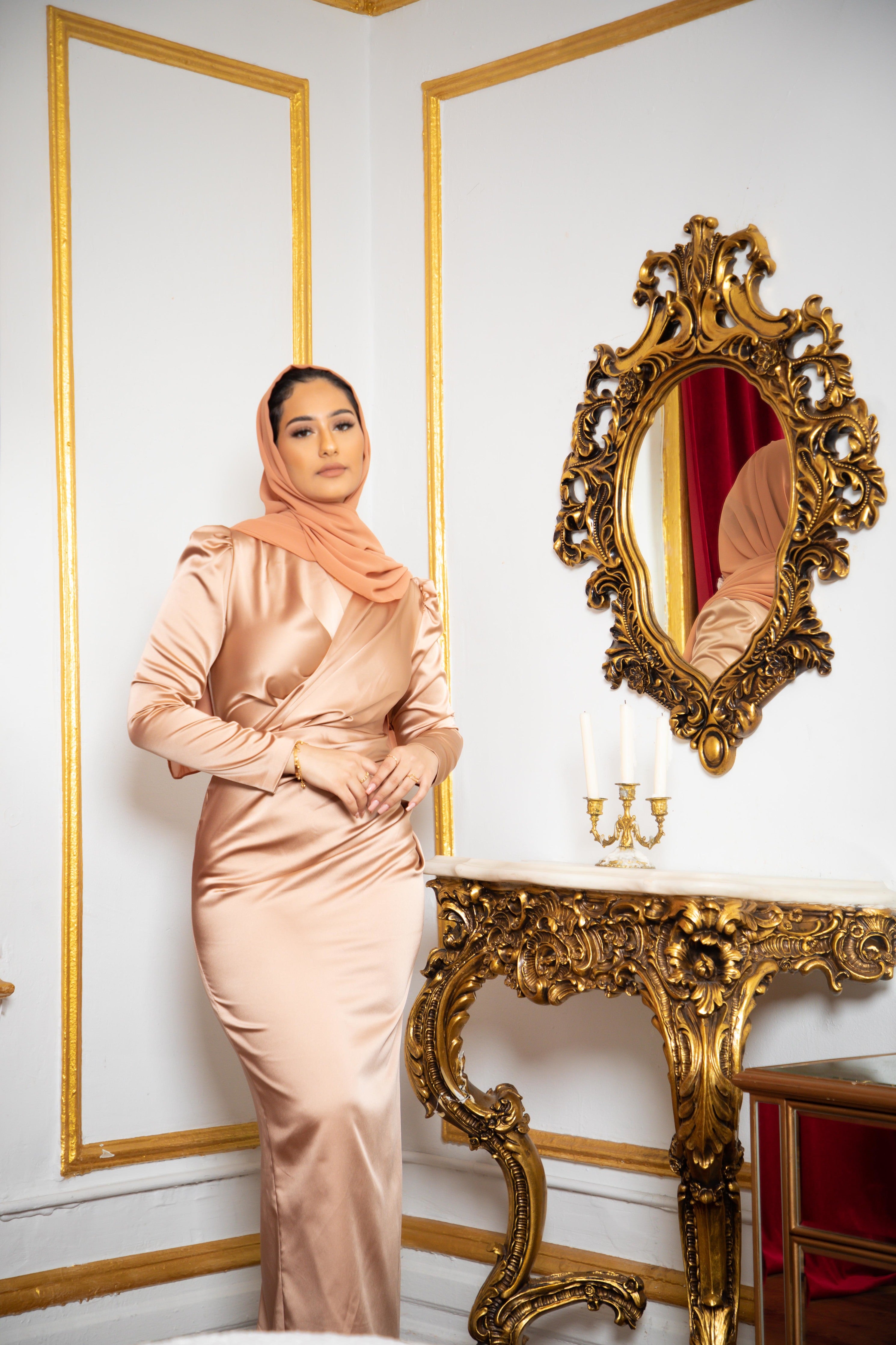samra satin dress Samra Satin Dress in Burgundy Hijabglamour