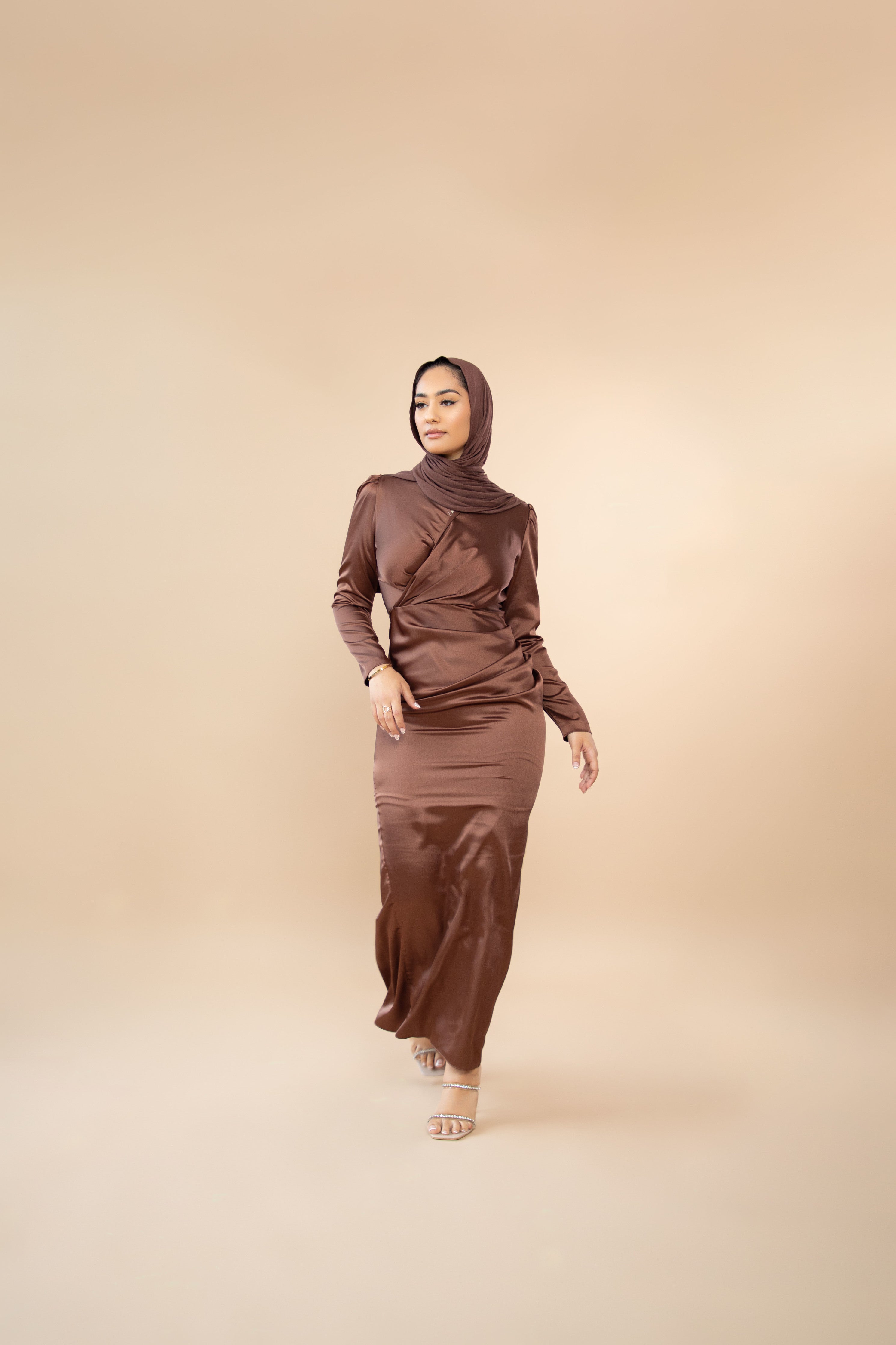 Samra Satin Dress in Chestnut Brown – Hijabglamour