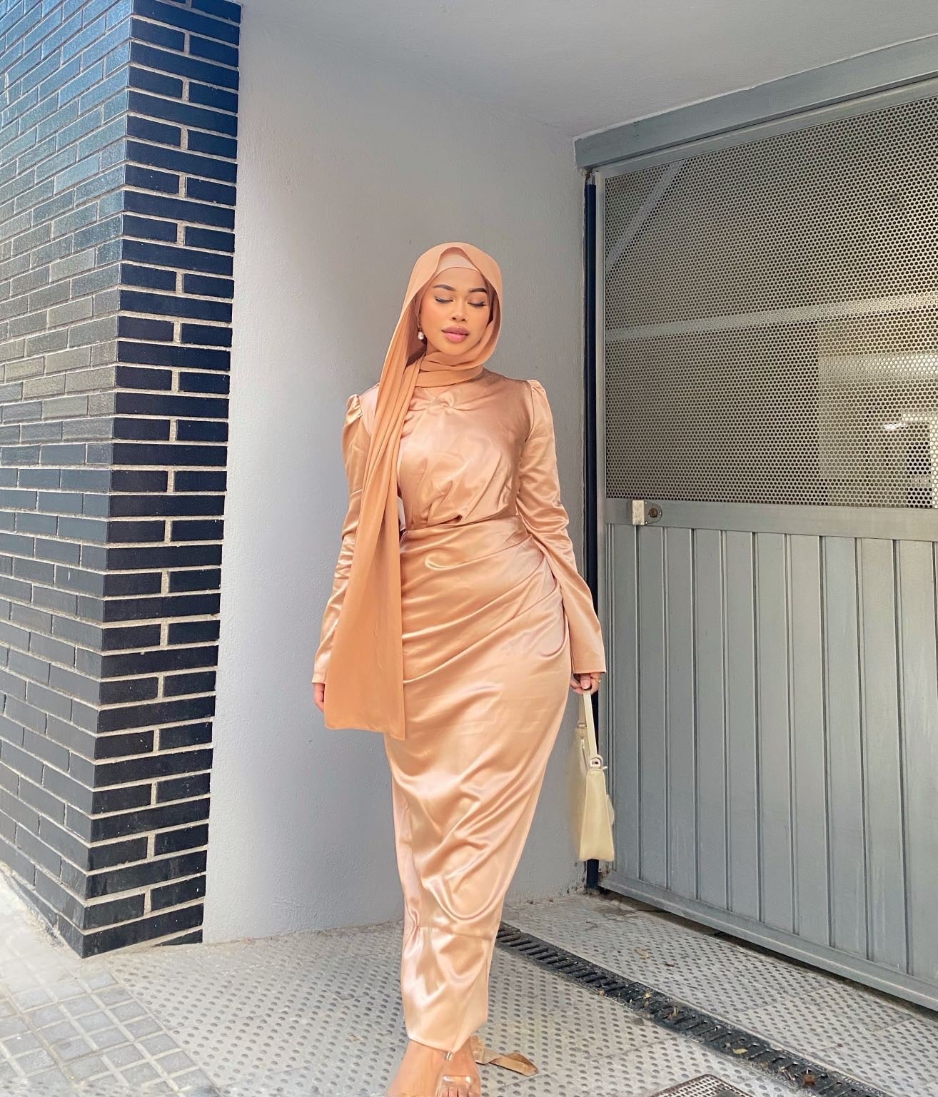 samra satin dress Samra Satin Dress in Champagne Hijabglamour