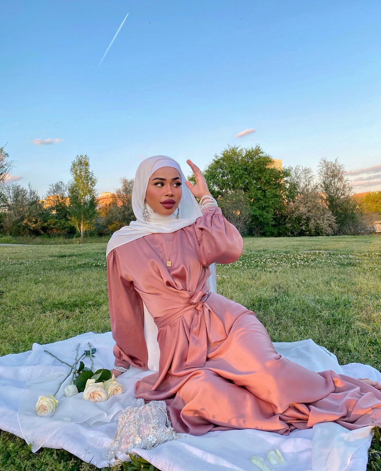 Maysa Satin Dress in Dusty Rose Hijabglamour Maysa Satin Dress in Dusty Rose Hijabglamour